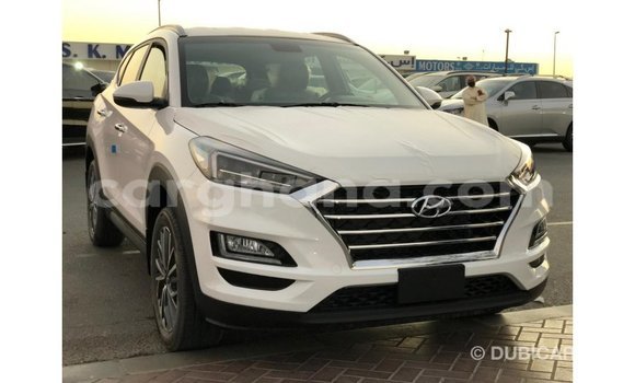 Ra Imported Hyundai Tucson funfun Ọkọ̀ in Import - Dubai ni Ashanti Ra Imported Hyundai Tucson funfun Ọkọ̀ in Import - Dubai ni Ashanti