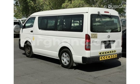 Sayi Imported Toyota Hiace White Mota in Import - Dubai a Ashanti Sayi Imported Toyota Hiace White Mota in Import - Dubai a Ashanti