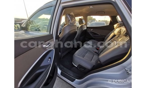 Buy Import Hyundai Santa Fe Other Car in Import - Dubai in Ashanti Buy Import Hyundai Santa Fe Other Car in Import - Dubai in Ashanti