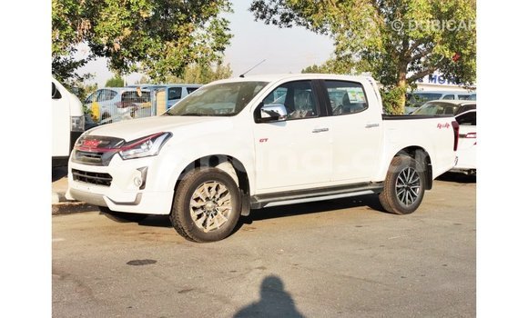 Buy Import Isuzu Rodeo White Car in Import - Dubai in Ashanti Buy Import Isuzu Rodeo White Car in Import - Dubai in Ashanti