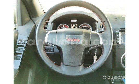 Buy Import Isuzu Rodeo White Car in Import - Dubai in Ashanti Buy Import Isuzu Rodeo White Car in Import - Dubai in Ashanti