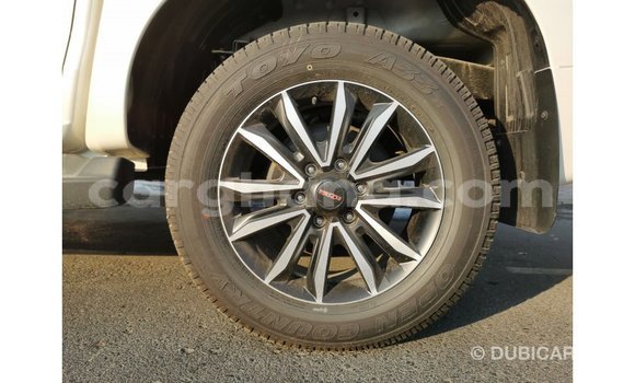 Buy Import Isuzu Rodeo White Car in Import - Dubai in Ashanti Buy Import Isuzu Rodeo White Car in Import - Dubai in Ashanti