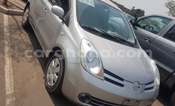 Sayi Na hannu Nissan Note Azurfa Mota in Accra a Greater Accra Sayi Na hannu Nissan Note Azurfa Mota in Accra a Greater Accra