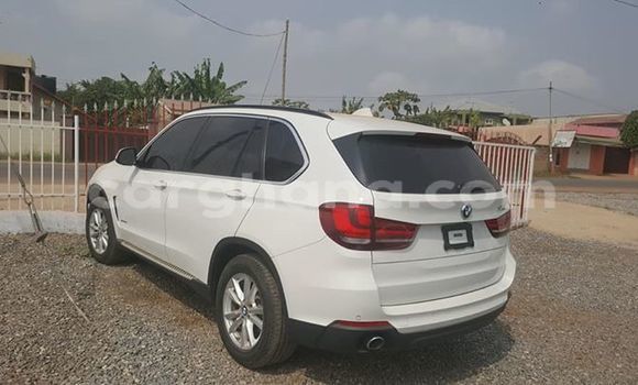 Sayi Na hannu BMW X5 White Mota in Accra a Greater Accra Sayi Na hannu BMW X5 White Mota in Accra a Greater Accra