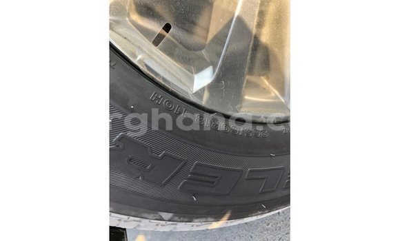 Sayi Imported Toyota Prado White Mota in Import - Dubai a Ashanti Sayi Imported Toyota Prado White Mota in Import - Dubai a Ashanti