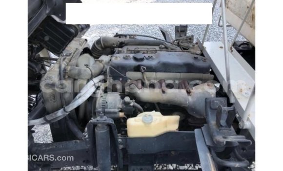 Buy Import Isuzu Rodeo White Car in Import - Dubai in Ashanti Buy Import Isuzu Rodeo White Car in Import - Dubai in Ashanti