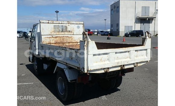 Buy Import Isuzu Rodeo White Car in Import - Dubai in Ashanti Buy Import Isuzu Rodeo White Car in Import - Dubai in Ashanti