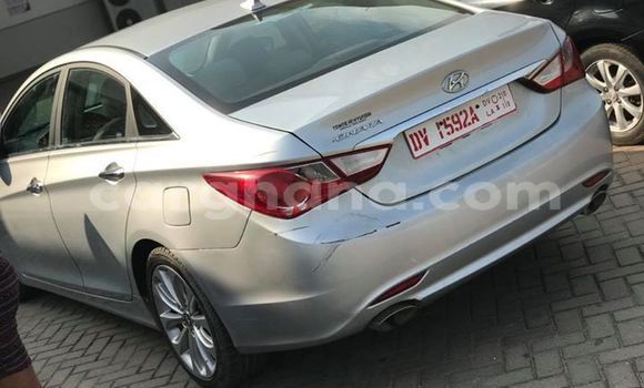 Buy Used Hyundai Sonata Silver Car in Accra in Greater Accra Buy Used Hyundai Sonata Silver Car in Accra in Greater Accra