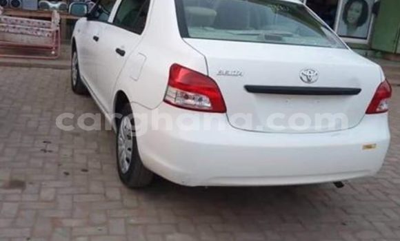 Buy Used Toyota Yaris White Car in Accra in Greater Accra Buy Used Toyota Yaris White Car in Accra in Greater Accra