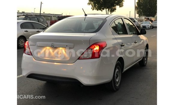 Sayi Imported Nissan Sunny White Mota in Import - Dubai a Ashanti Sayi Imported Nissan Sunny White Mota in Import - Dubai a Ashanti