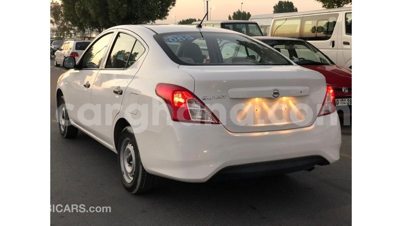 Big with watermark nissan sunny ashanti import dubai 11646