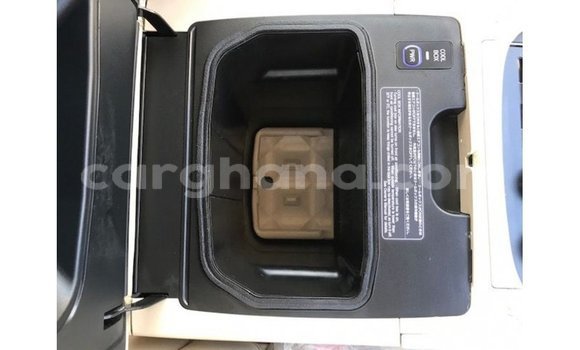 Sayi Imported Lexus LX White Mota in Import - Dubai a Ashanti Sayi Imported Lexus LX White Mota in Import - Dubai a Ashanti