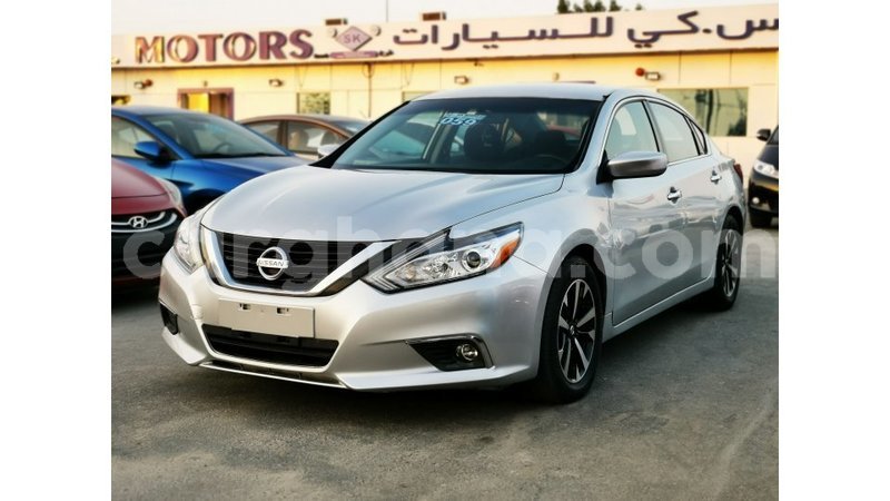 Big with watermark nissan altima ashanti import dubai 11666