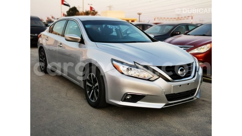 Big with watermark nissan altima ashanti import dubai 11666