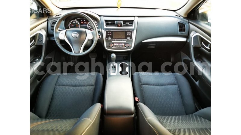 Big with watermark nissan altima ashanti import dubai 11666