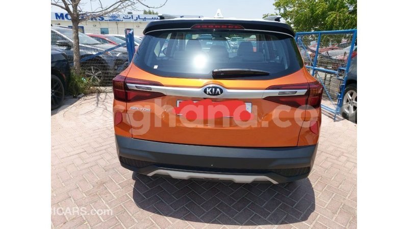 Big with watermark kia rio ashanti import dubai 11674