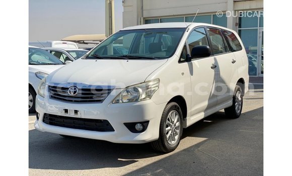 Ra Imported Toyota Innova funfun Ọkọ̀ in Import - Dubai ni Ashanti Ra Imported Toyota Innova funfun Ọkọ̀ in Import - Dubai ni Ashanti