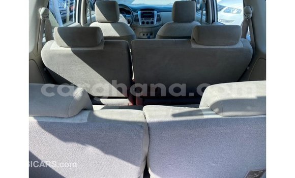 Ra Imported Toyota Innova funfun Ọkọ̀ in Import - Dubai ni Ashanti Ra Imported Toyota Innova funfun Ọkọ̀ in Import - Dubai ni Ashanti