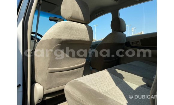 Ra Imported Toyota Innova funfun Ọkọ̀ in Import - Dubai ni Ashanti Ra Imported Toyota Innova funfun Ọkọ̀ in Import - Dubai ni Ashanti