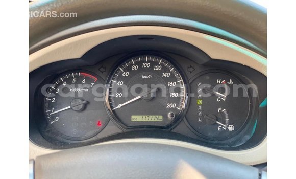 Ra Imported Toyota Innova funfun Ọkọ̀ in Import - Dubai ni Ashanti Ra Imported Toyota Innova funfun Ọkọ̀ in Import - Dubai ni Ashanti