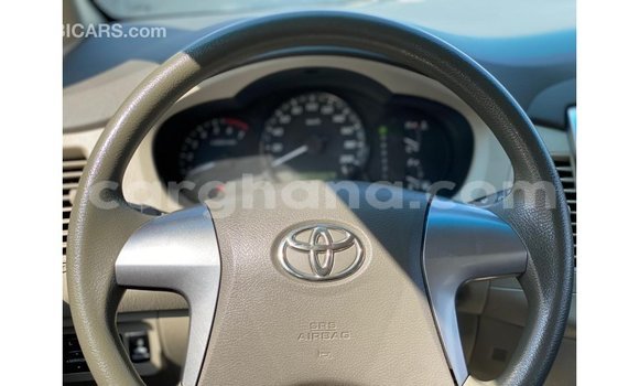 Ra Imported Toyota Innova funfun Ọkọ̀ in Import - Dubai ni Ashanti Ra Imported Toyota Innova funfun Ọkọ̀ in Import - Dubai ni Ashanti