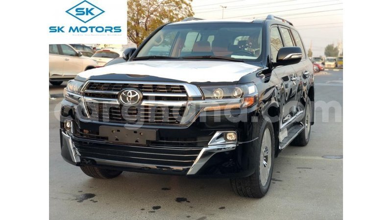 Big with watermark toyota land cruiser ashanti import dubai 11689