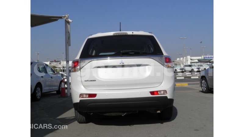 Big with watermark mitsubishi outlander ashanti import dubai 11700