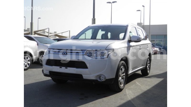 Big with watermark mitsubishi outlander ashanti import dubai 11700