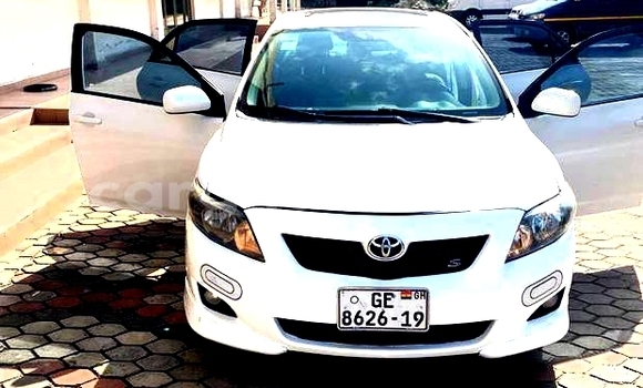 Buy Used Toyota Corolla II White Car in Koforidua in Eastern Buy Used Toyota Corolla II White Car in Koforidua in Eastern