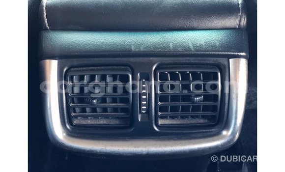 Sayi Imported Toyota Hilux White Mota in Import - Dubai a Ashanti Sayi Imported Toyota Hilux White Mota in Import - Dubai a Ashanti