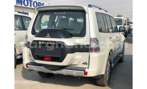 Ra Imported Mitsubishi Pajero funfun Ọkọ̀ in Import - Dubai ni Ashanti Ra Imported Mitsubishi Pajero funfun Ọkọ̀ in Import - Dubai ni Ashanti