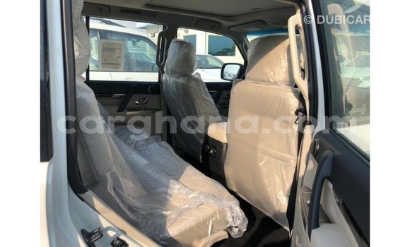 Ra Imported Mitsubishi Pajero funfun Ọkọ̀ in Import - Dubai ni Ashanti Ra Imported Mitsubishi Pajero funfun Ọkọ̀ in Import - Dubai ni Ashanti