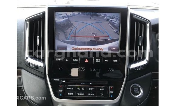 Ra Imported Toyota Land Cruiser funfun Ọkọ̀ in Import - Dubai ni Ashanti Ra Imported Toyota Land Cruiser funfun Ọkọ̀ in Import - Dubai ni Ashanti