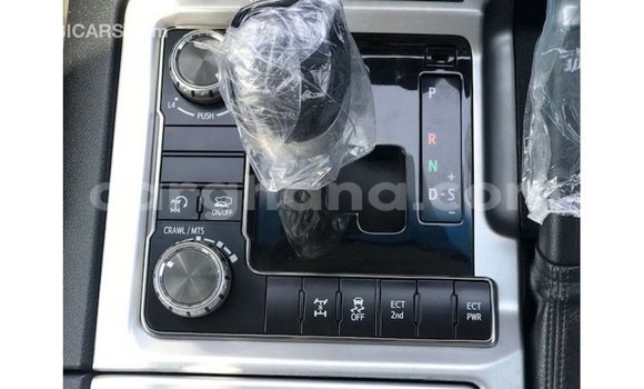 Ra Imported Toyota Land Cruiser funfun Ọkọ̀ in Import - Dubai ni Ashanti Ra Imported Toyota Land Cruiser funfun Ọkọ̀ in Import - Dubai ni Ashanti