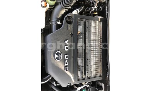 Ra Imported Toyota Land Cruiser funfun Ọkọ̀ in Import - Dubai ni Ashanti Ra Imported Toyota Land Cruiser funfun Ọkọ̀ in Import - Dubai ni Ashanti