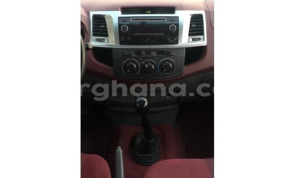 Buy Import Toyota Hilux White Car in Import - Dubai in Ashanti Buy Import Toyota Hilux White Car in Import - Dubai in Ashanti