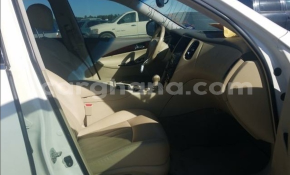 Buy Used Infinity Q45 White Car in Kumasi in Ashanti Buy Used Infinity Q45 White Car in Kumasi in Ashanti