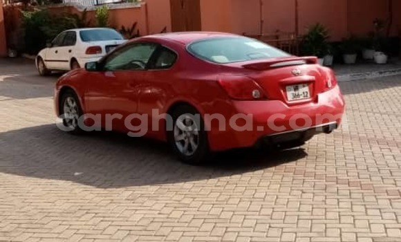 Sayi Na hannu Nissan Altima Red Mota in Accra a Greater Accra
