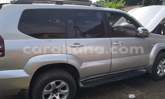 Ra Àlòkù Toyota Land Cruiser Silver Ọkọ̀ in Accra ni Greater Accra Ra Àlòkù Toyota Land Cruiser Silver Ọkọ̀ in Accra ni Greater Accra