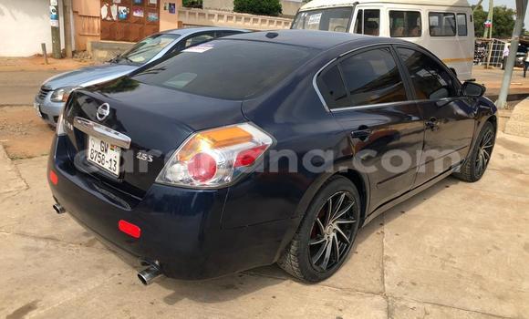 Buy Used Nissan Altima Blue Car in Accra in Greater Accra Buy Used Nissan Altima Blue Car in Accra in Greater Accra