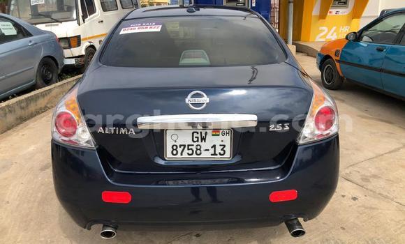 Buy Used Nissan Altima Blue Car in Accra in Greater Accra Buy Used Nissan Altima Blue Car in Accra in Greater Accra