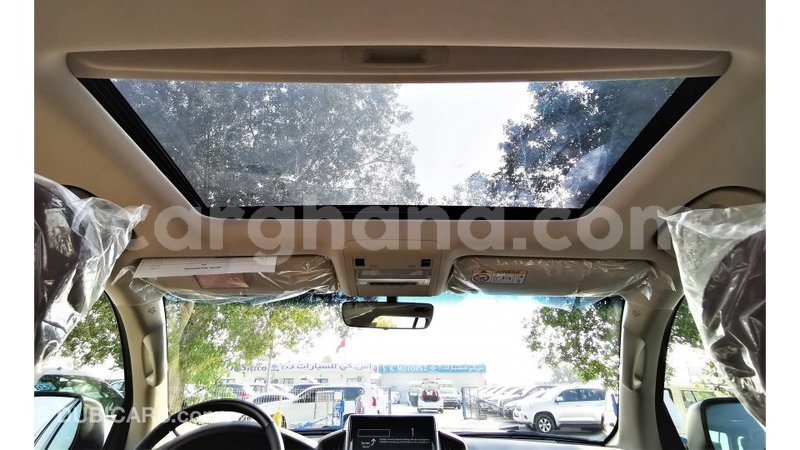 Big with watermark toyota land cruiser ashanti import dubai 11749