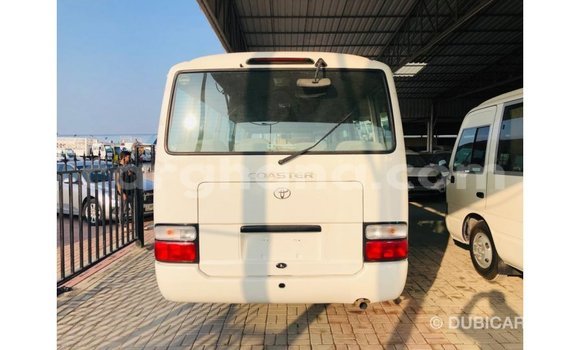Sayi Imported Toyota Coaster White Mota in Import - Dubai a Ashanti Sayi Imported Toyota Coaster White Mota in Import - Dubai a Ashanti