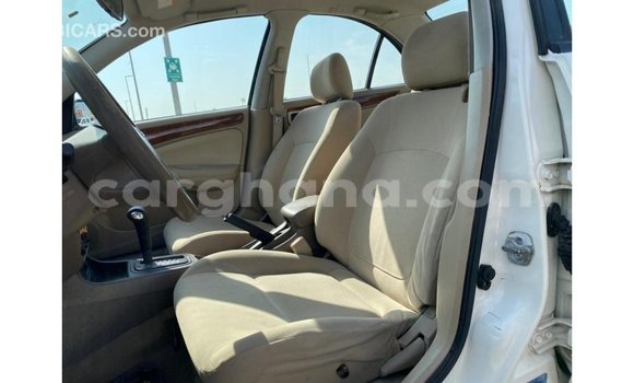 Ra Imported Nissan Sunny funfun Ọkọ̀ in Import - Dubai ni Ashanti Ra Imported Nissan Sunny funfun Ọkọ̀ in Import - Dubai ni Ashanti