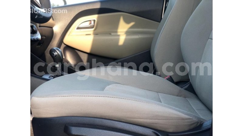 Big with watermark kia rio ashanti import dubai 11778