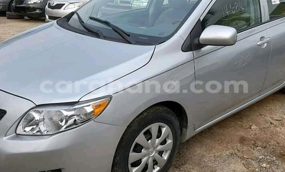 Sayi Na hannu Toyota Corolla Azurfa Mota in Atebubu–Amantin a Brong-Ahafo Sayi Na hannu Toyota Corolla Azurfa Mota in Atebubu–Amantin a Brong-Ahafo