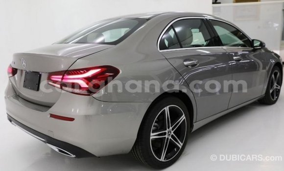 Buy Import Mercedes‒Benz 1117 Other Truck in Import - Dubai in Ashanti Buy Import Mercedes‒Benz 1117 Other Truck in Import - Dubai in Ashanti