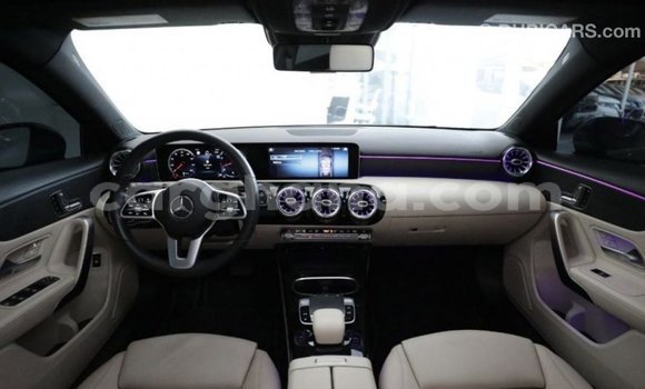 Buy Import Mercedes‒Benz 1117 Other Truck in Import - Dubai in Ashanti Buy Import Mercedes‒Benz 1117 Other Truck in Import - Dubai in Ashanti