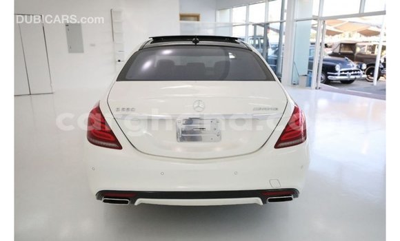 Buy Import Mercedes‒Benz 117 White Truck in Import - Dubai in Ashanti Buy Import Mercedes‒Benz 117 White Truck in Import - Dubai in Ashanti