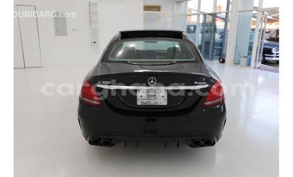 Ra Imported Mercedes‒Benz 1117 Black Ọkọ̀ akẹ́rù ńlá in Import - Dubai ni Ashanti Ra Imported Mercedes‒Benz 1117 Black Ọkọ̀ akẹ́rù ńlá in Import - Dubai ni Ashanti
